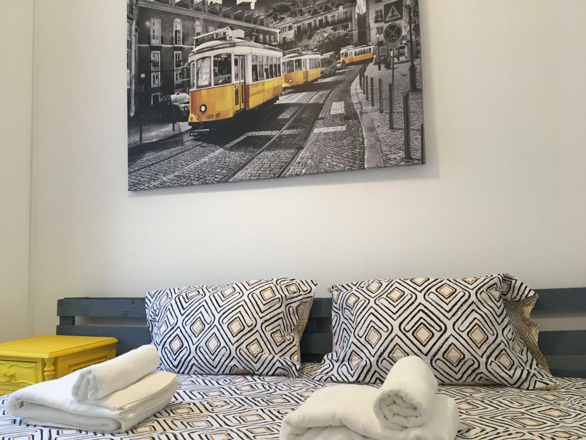Love Inn Bairro Alto Lissabon Buitenkant foto